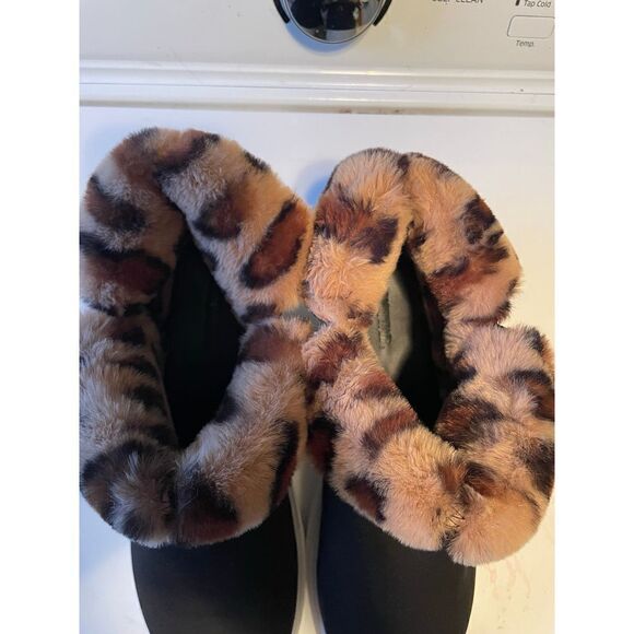 Justfab Boots (SZ 8.5) - Picture 2 of 6